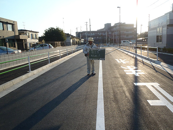 写真：昭島6号道路築造工事　施工後